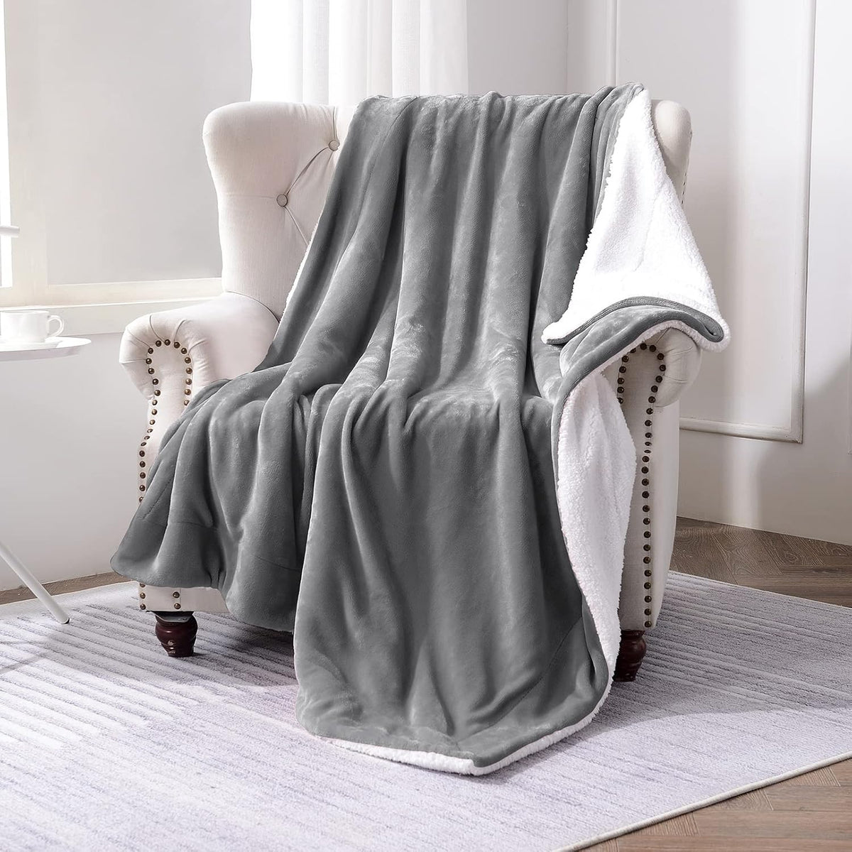 Cozy Sherpa Fleece Throw Blanket