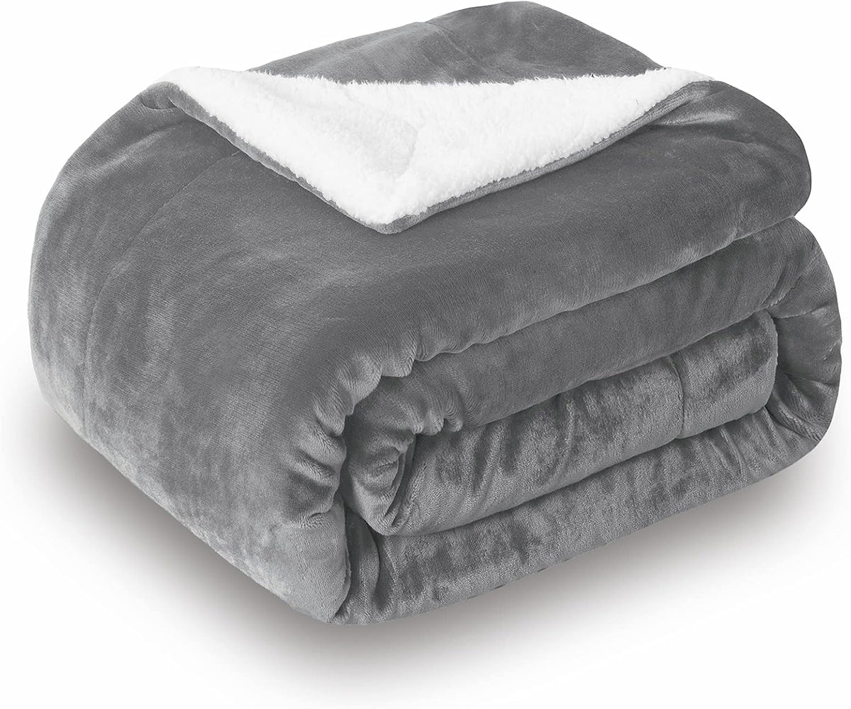 Cozy Sherpa Fleece Throw Blanket
